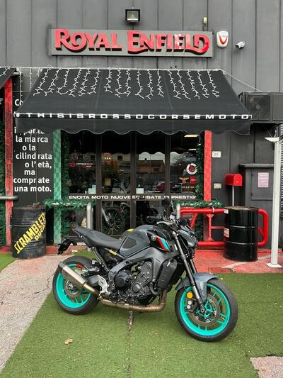 Yamaha MT-09 (2021 - 23) usata