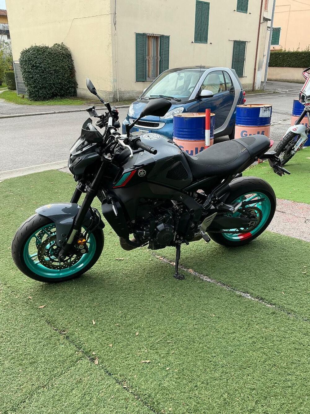 Yamaha MT-09 (2021 - 23) (4)