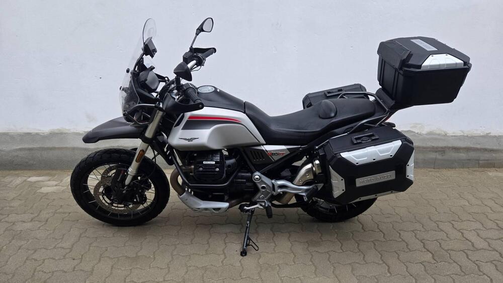 Moto Guzzi V85 TT Travel (2021 - 23) (3)