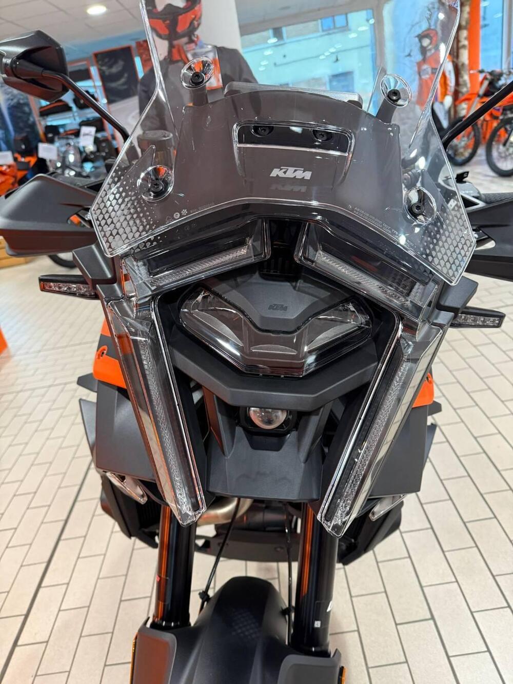 KTM 1390 Super Adventure S (2026) (3)