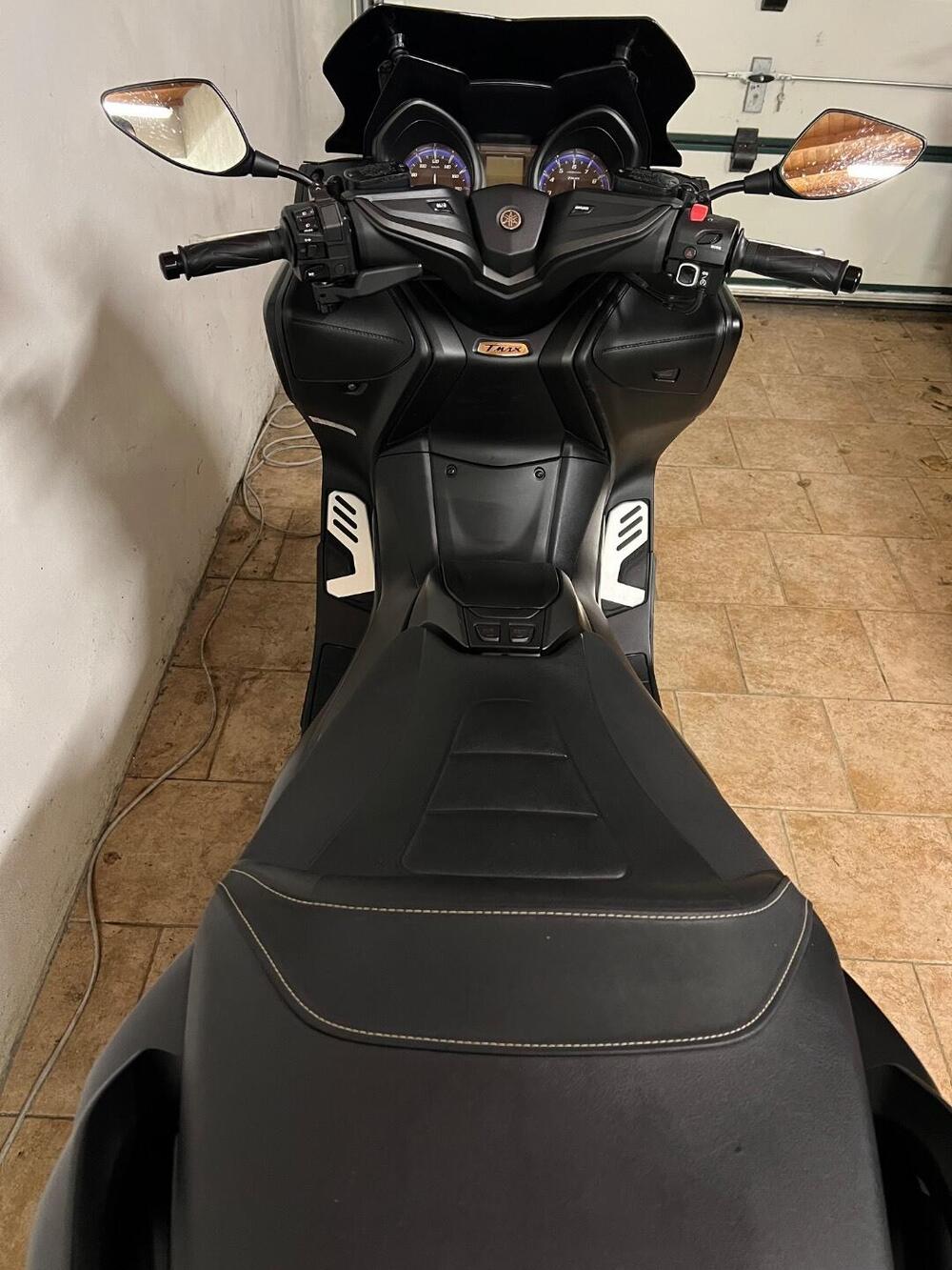 Yamaha T-Max 560 (2020 - 21) (7)