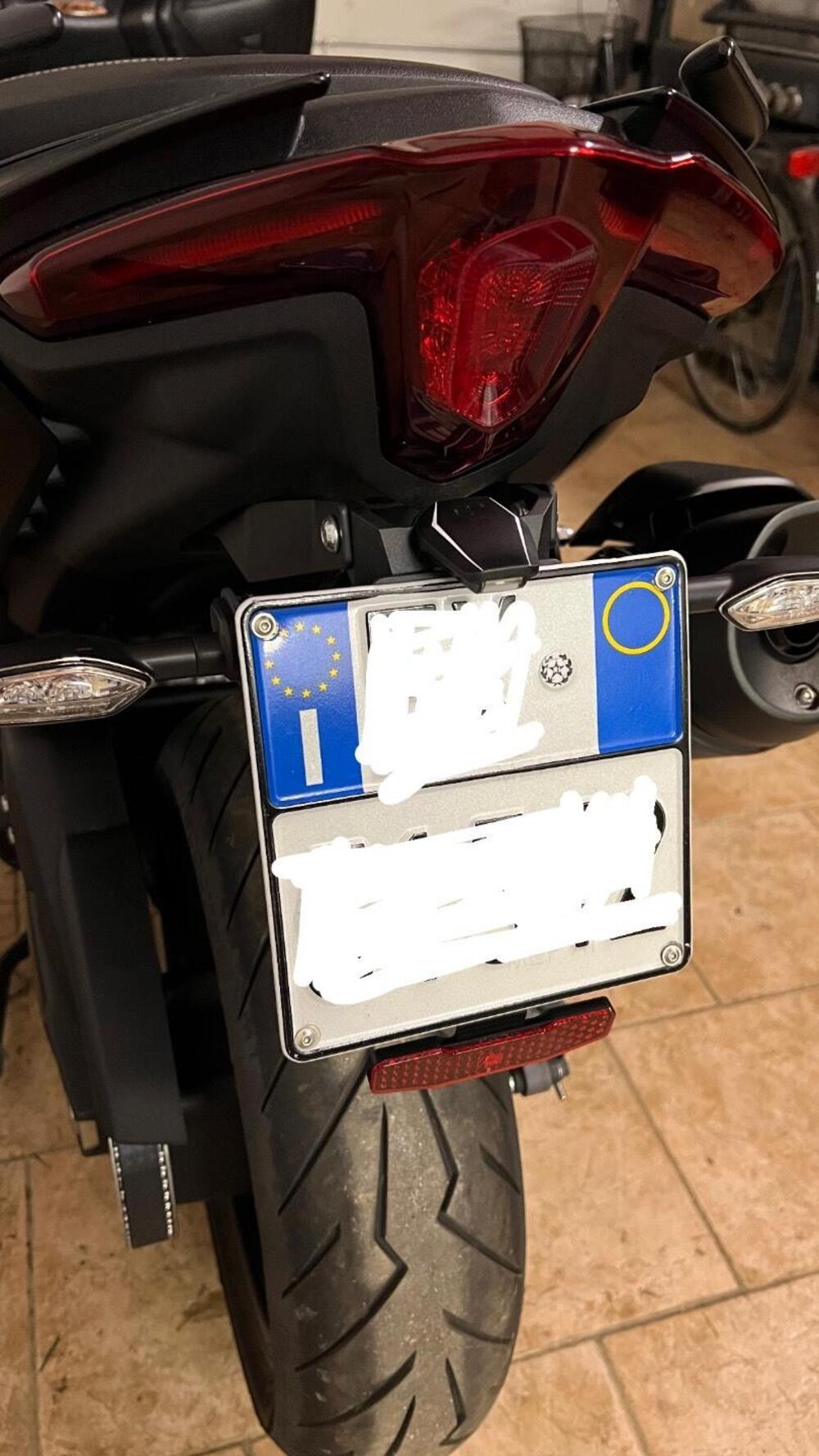 Yamaha T-Max 560 (2020 - 21) (8)