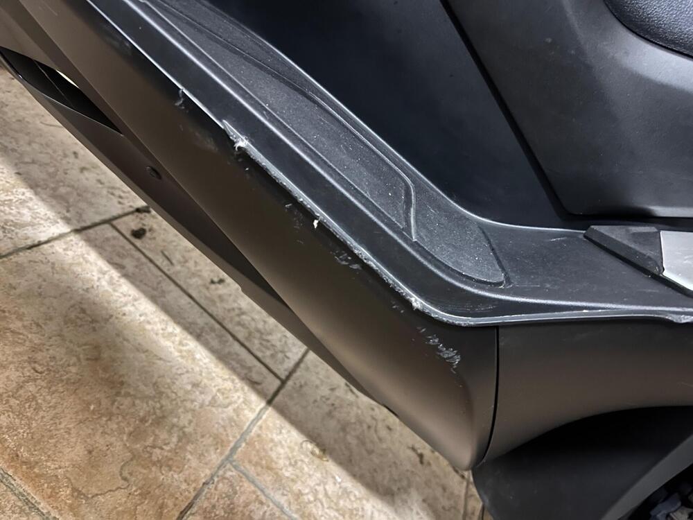 Yamaha T-Max 560 (2020 - 21) (13)