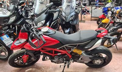 Ducati Hypermotard 950 (2022 - 25) usata