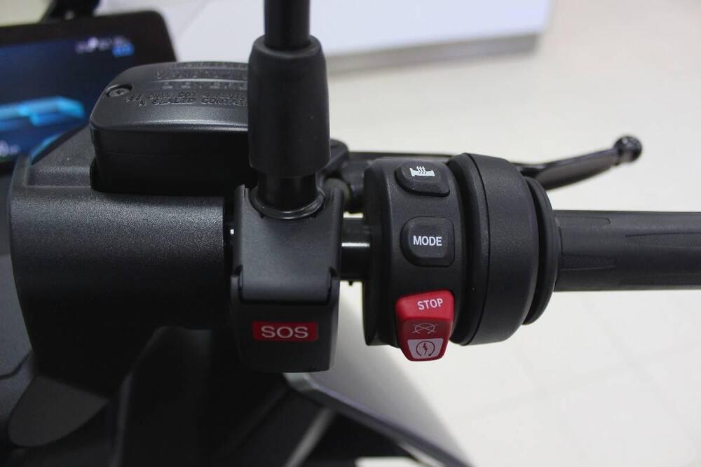 Bmw CE 04 (2021 - 25) (7)