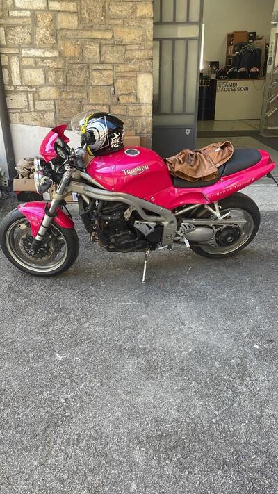 Triumph Speed Triple 955 (1998 - 01) usata