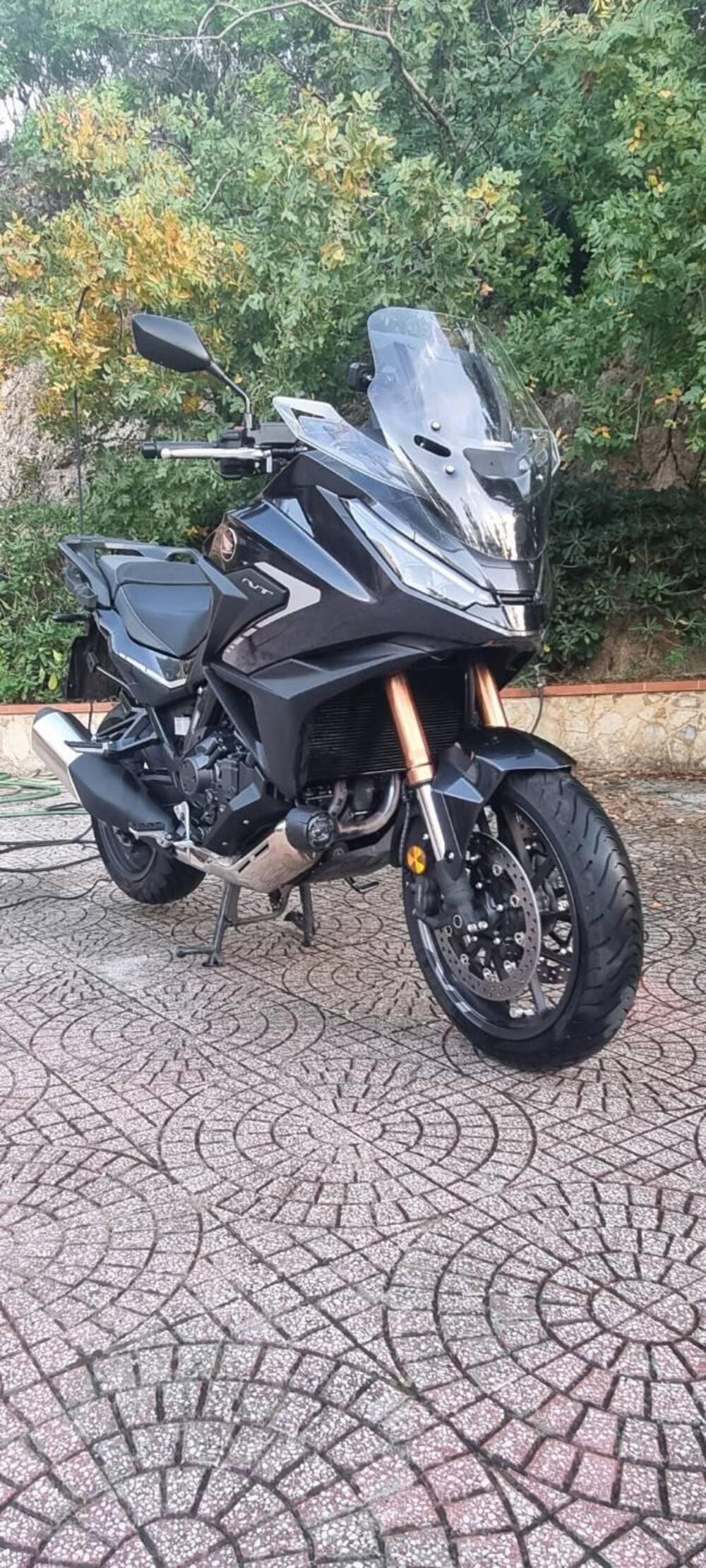 Honda NT 1100 DCT Electronic Suspension (2025 - 26) (2)