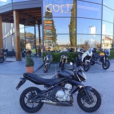 Kawasaki ER-6N (2006 - 09) usata