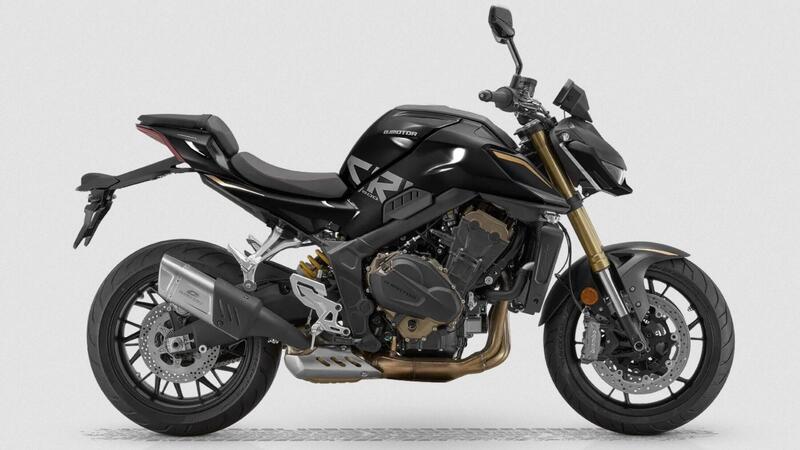 QJMotor SRK 800 Dark Edition: look accattivante e super prezzo, ma solo in Francia!