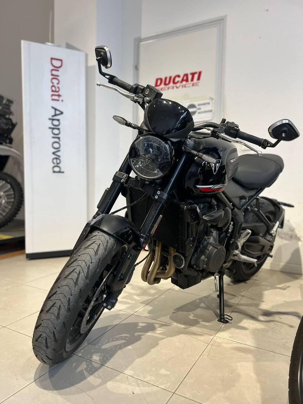 Triumph Trident 660 (2025) (3)