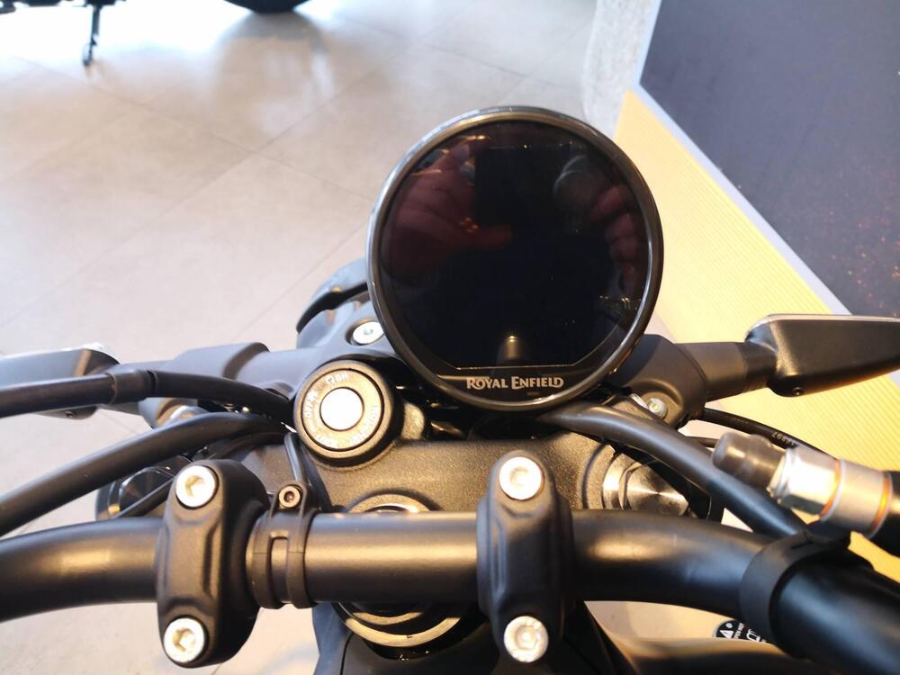 Royal Enfield Guerrilla 450 (2024 - 26) (12)