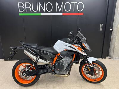 KTM 890 Duke R (2021) usata