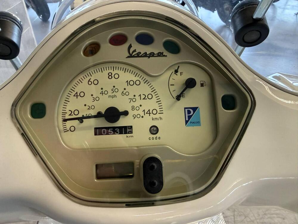 Vespa LX 125 (2005 - 11) (3)