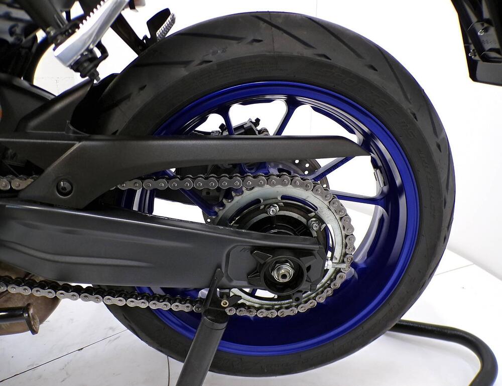 Yamaha YZF R7 (2021 - 25) (12)