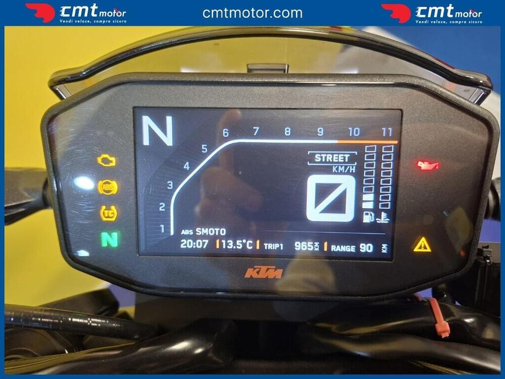 KTM 890 Duke R (2021) (3)