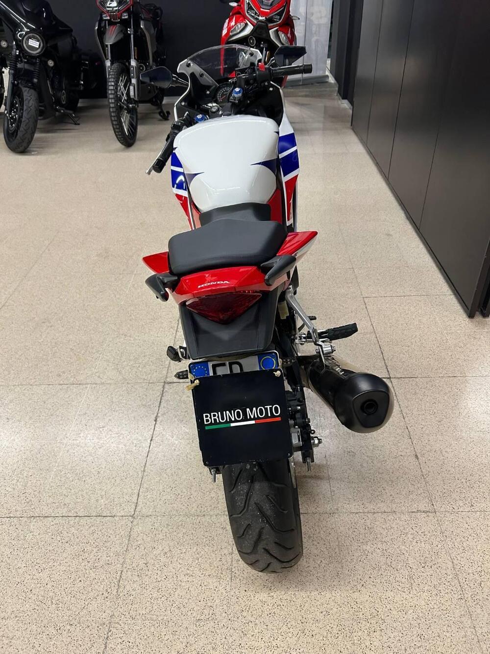 Honda CBR 300 R ABS (2014 - 17) (6)