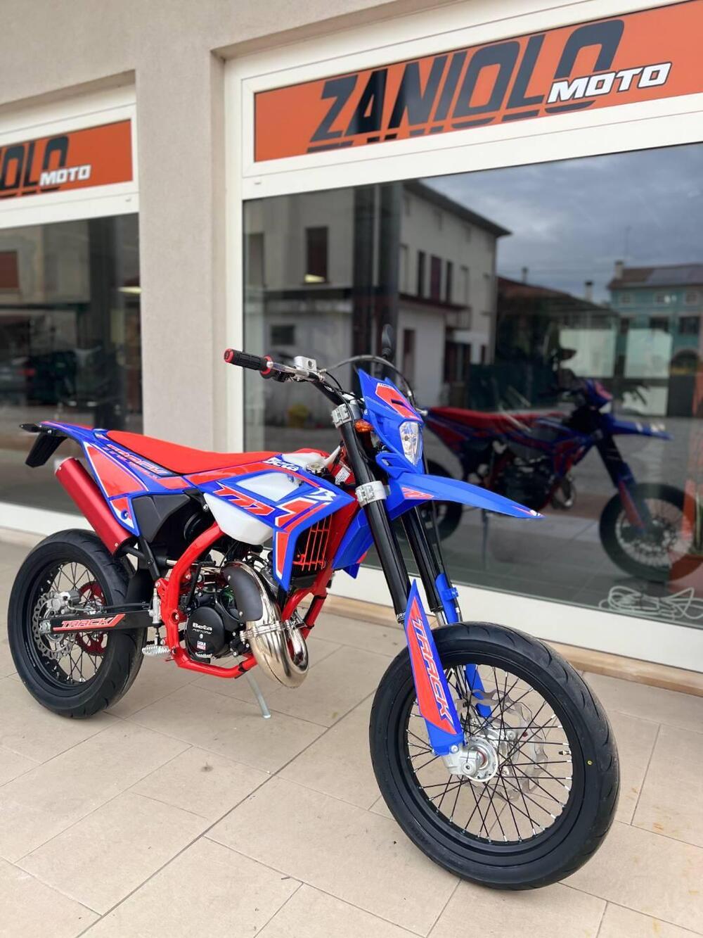 Betamotor RR 50 Motard Track (2021 - 26) (2)