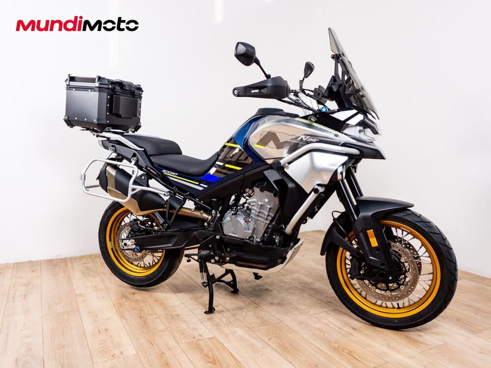 CFMOTO 800MT Touring (2022 - 26) (2)