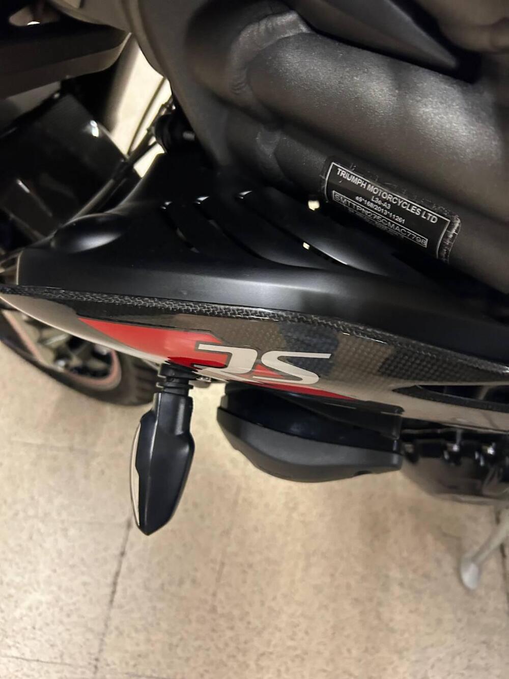 Triumph Speed Triple 1050 RS (2018 - 20) (3)