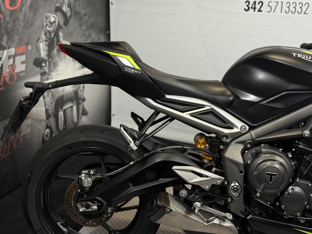 Triumph Street Triple RS (2020 - 22) (3)