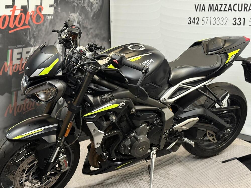 Triumph Street Triple RS (2020 - 22) (6)