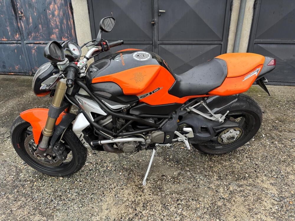 MV Agusta Brutale 910 R (2006 - 11) (5)