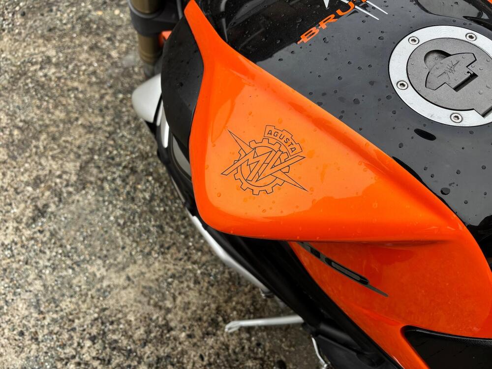 MV Agusta Brutale 910 R (2006 - 11) (8)