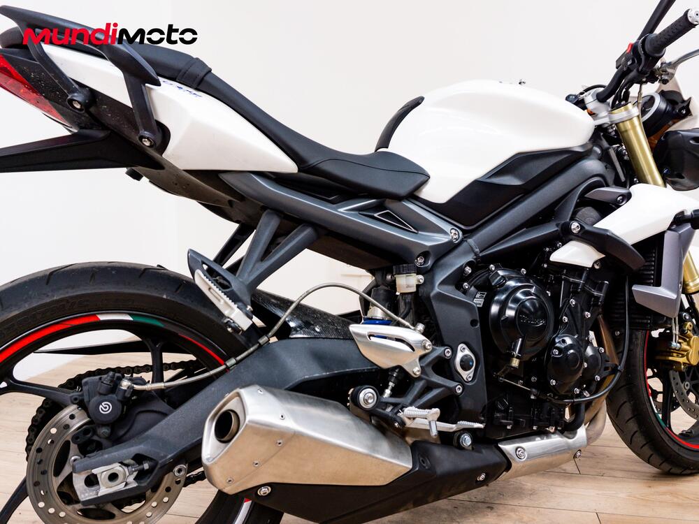 Triumph Street Triple (2013) (4)