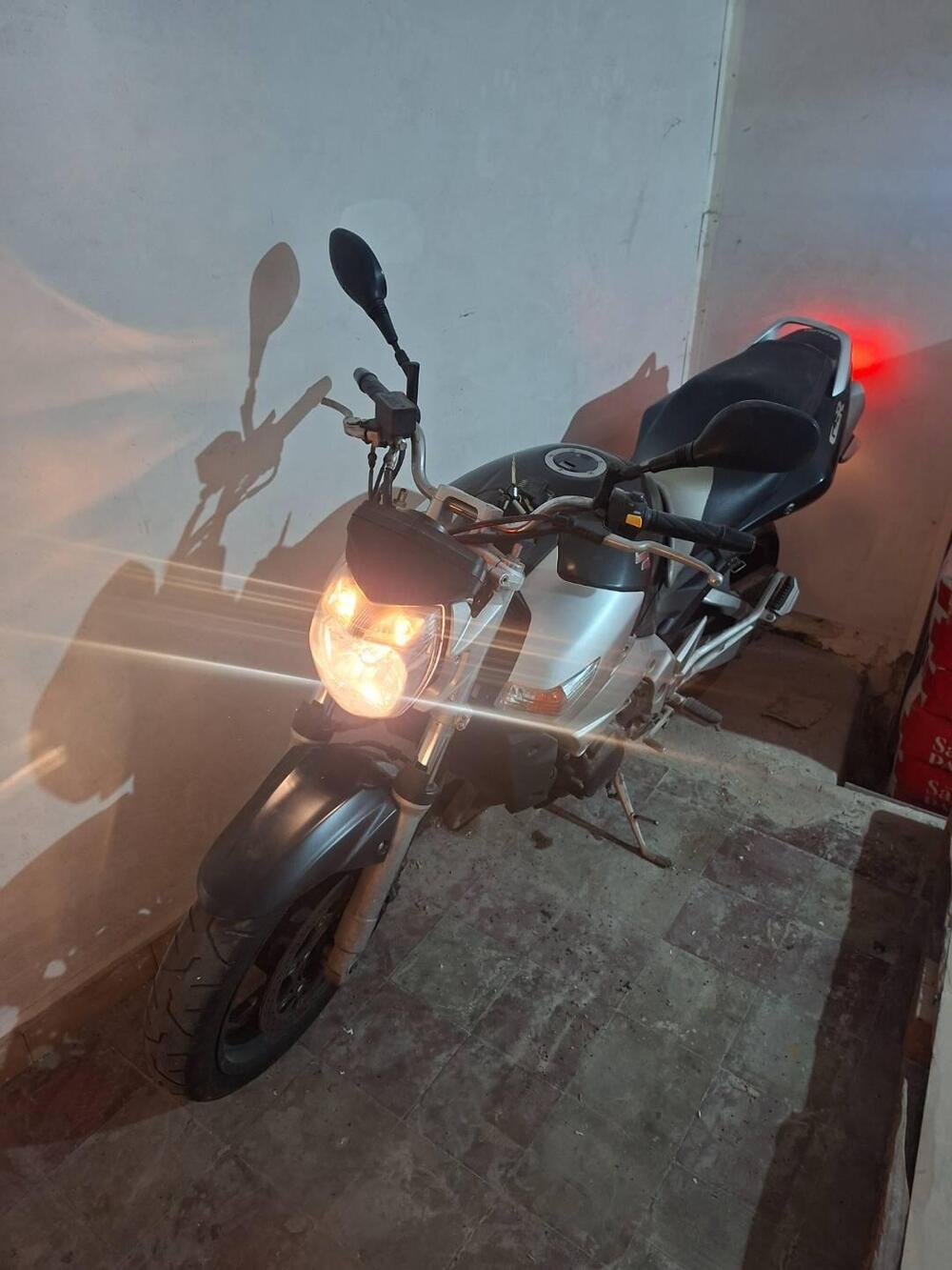 Suzuki GSR 600 (2006 - 11) (5)