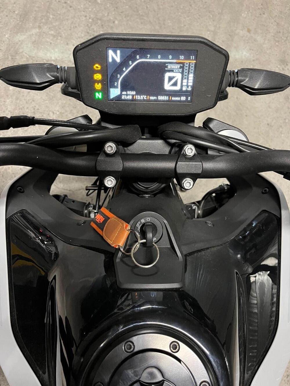 KTM 790 Duke L (2023 - 24) (6)
