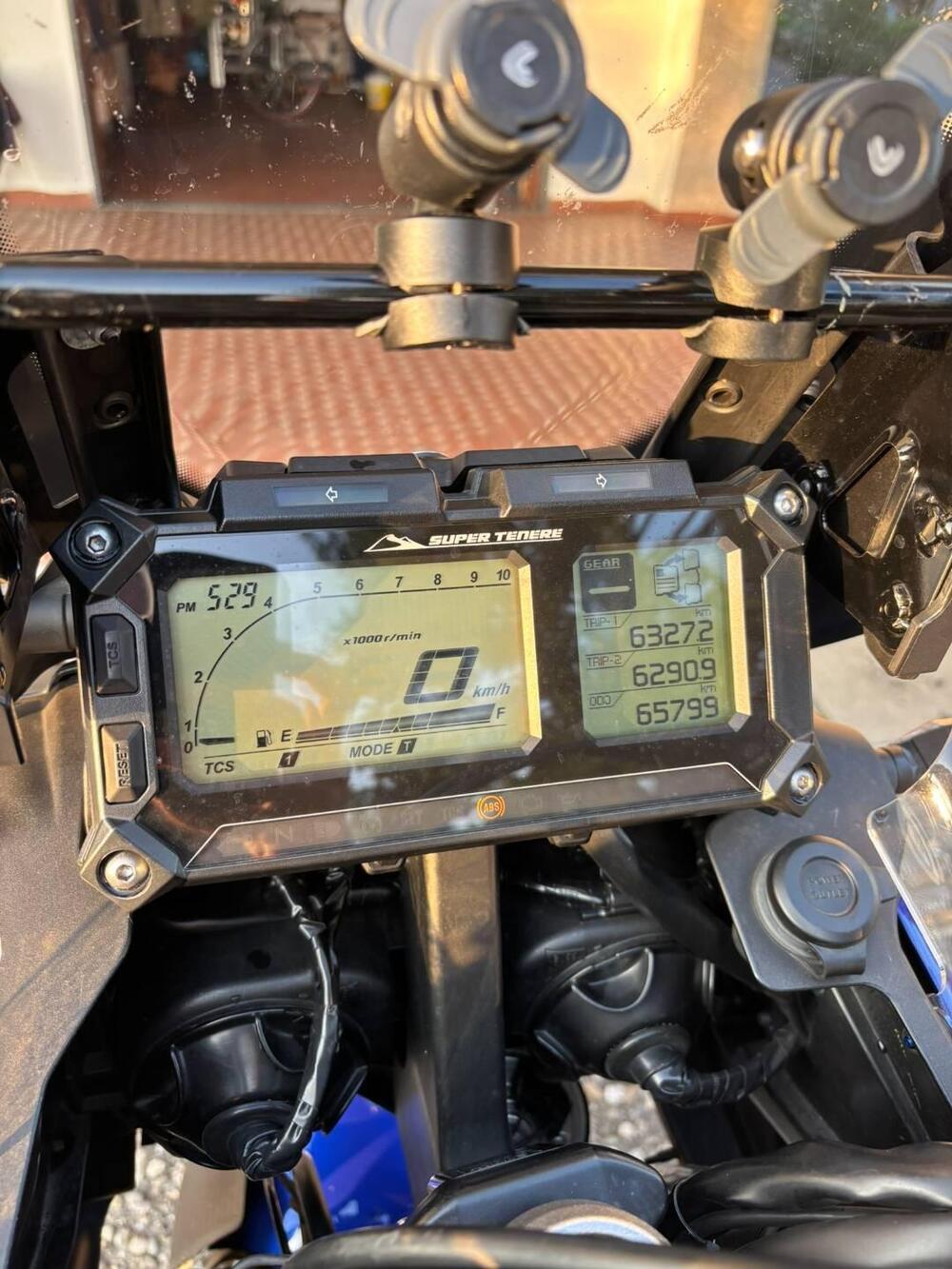 Yamaha XT1200Z Super Ténéré Worldcrosser (2015 - 16) (10)