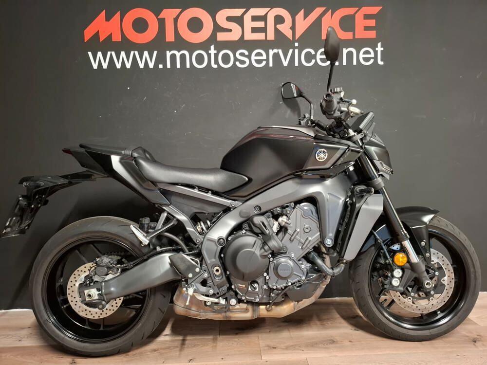 Yamaha MT-09 Y-AMT (2024 - 26) (4)