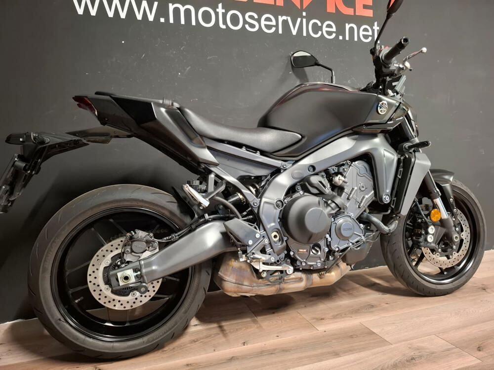 Yamaha MT-09 Y-AMT (2024 - 26) (6)