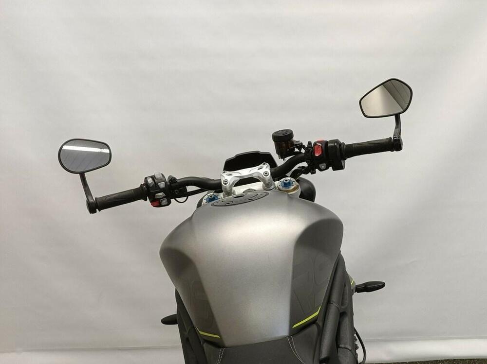 Triumph Speed Triple 1200 RS (2021 - 24) (6)