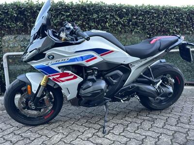 Bmw R 1300 RS (2026) usata