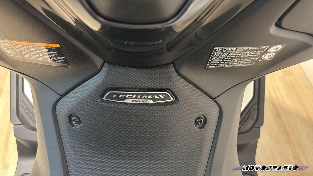 Yamaha T-Max 560 Tech Max (2022 - 24) (8)