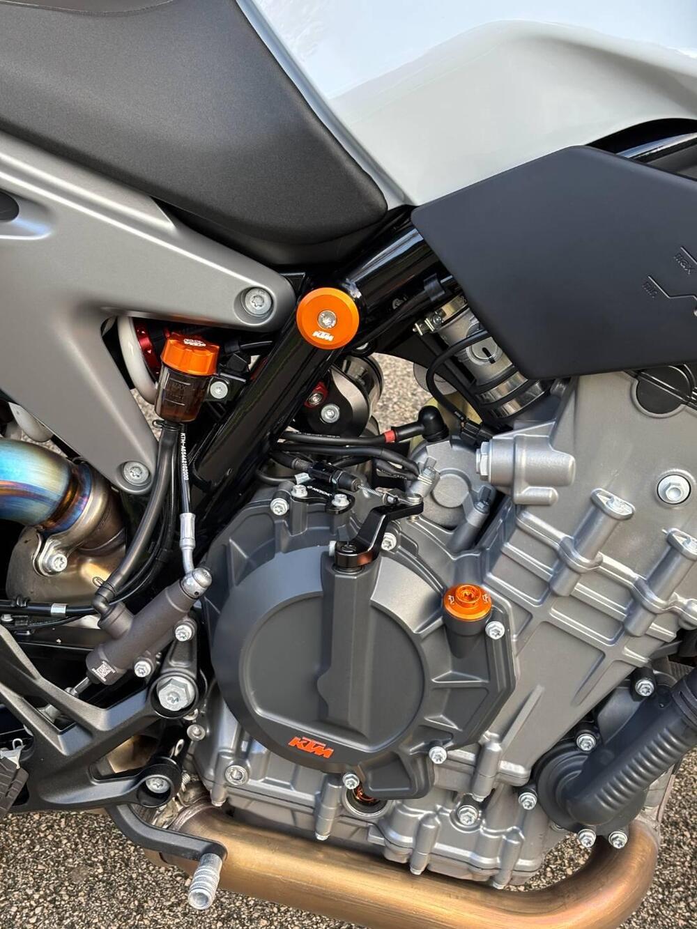 KTM 790 Duke L (2023 - 24) (3)
