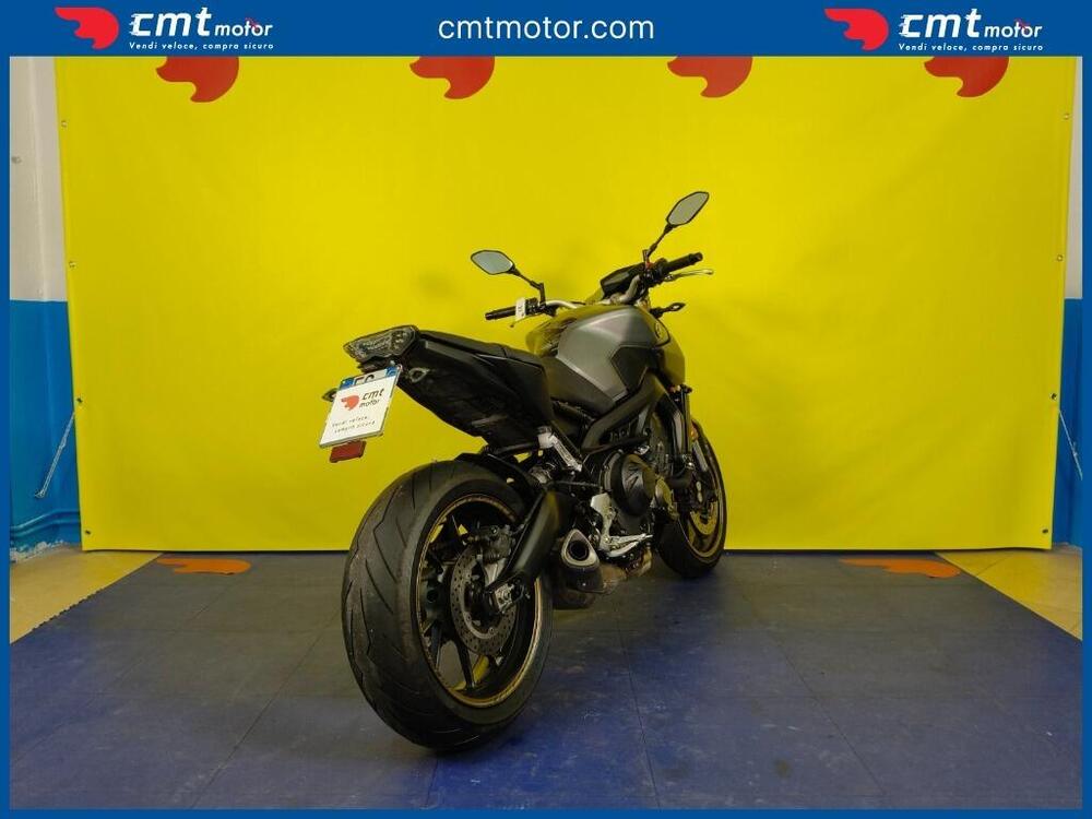 Yamaha MT-09 (2013 - 15) (4)