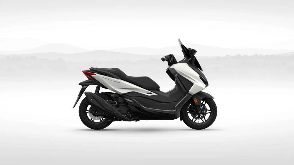 Honda Forza 350 (2025 - 26) (8)