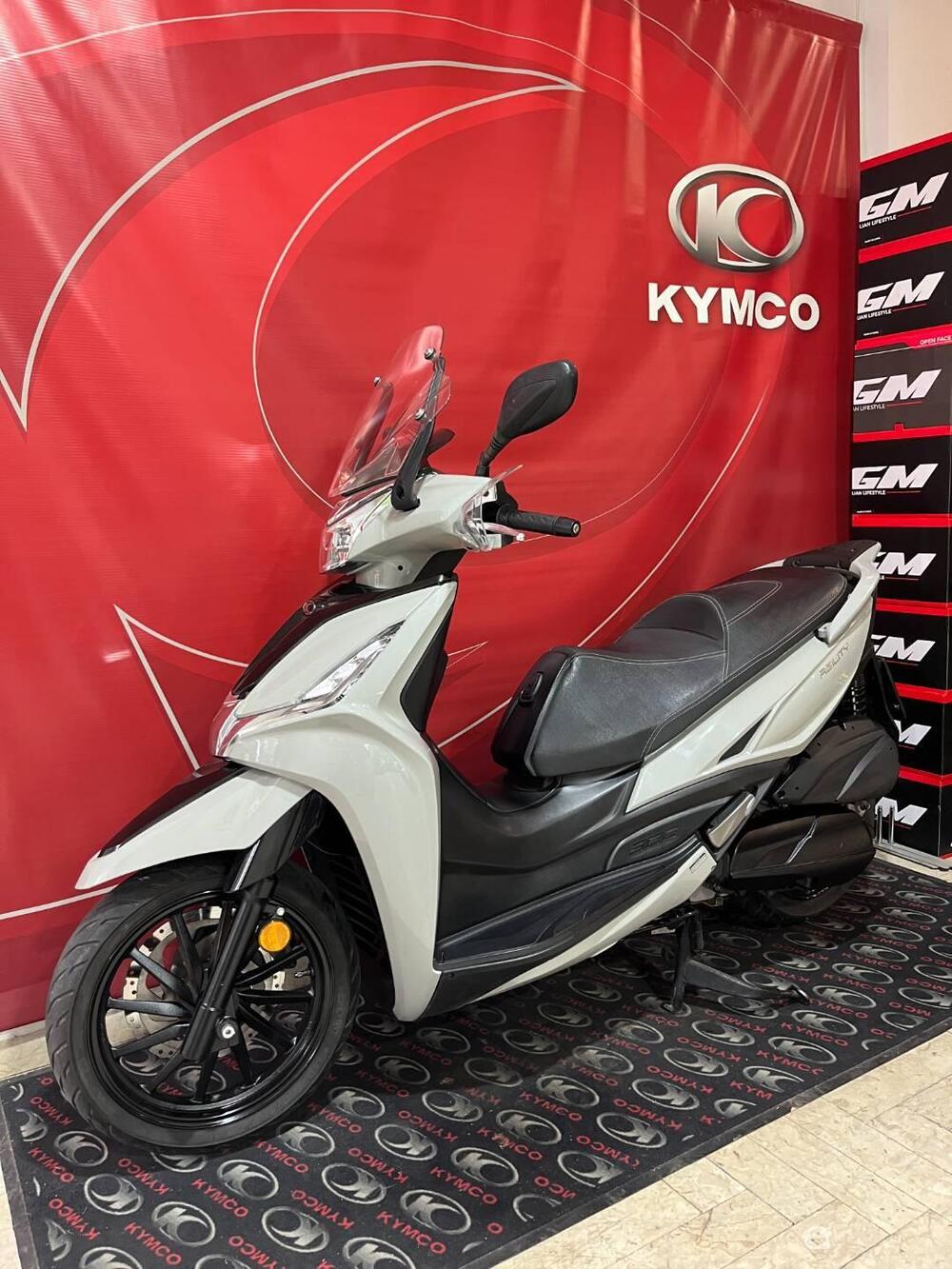 Kymco Agility 300i R16 ABS (2020) (6)