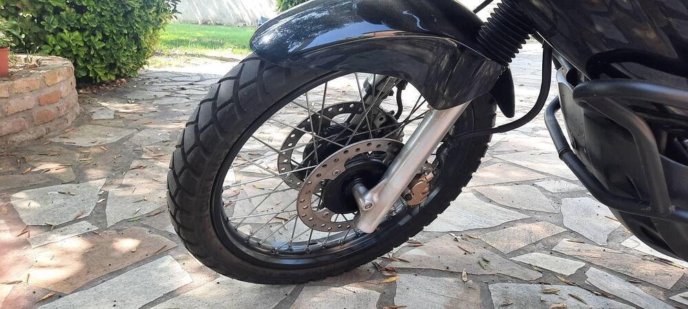 Honda Transalp XL 650V (2005 - 06) (4)