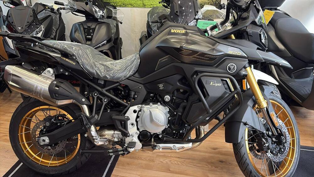 Voge Valico 900DSX (2024 - 26) (3)