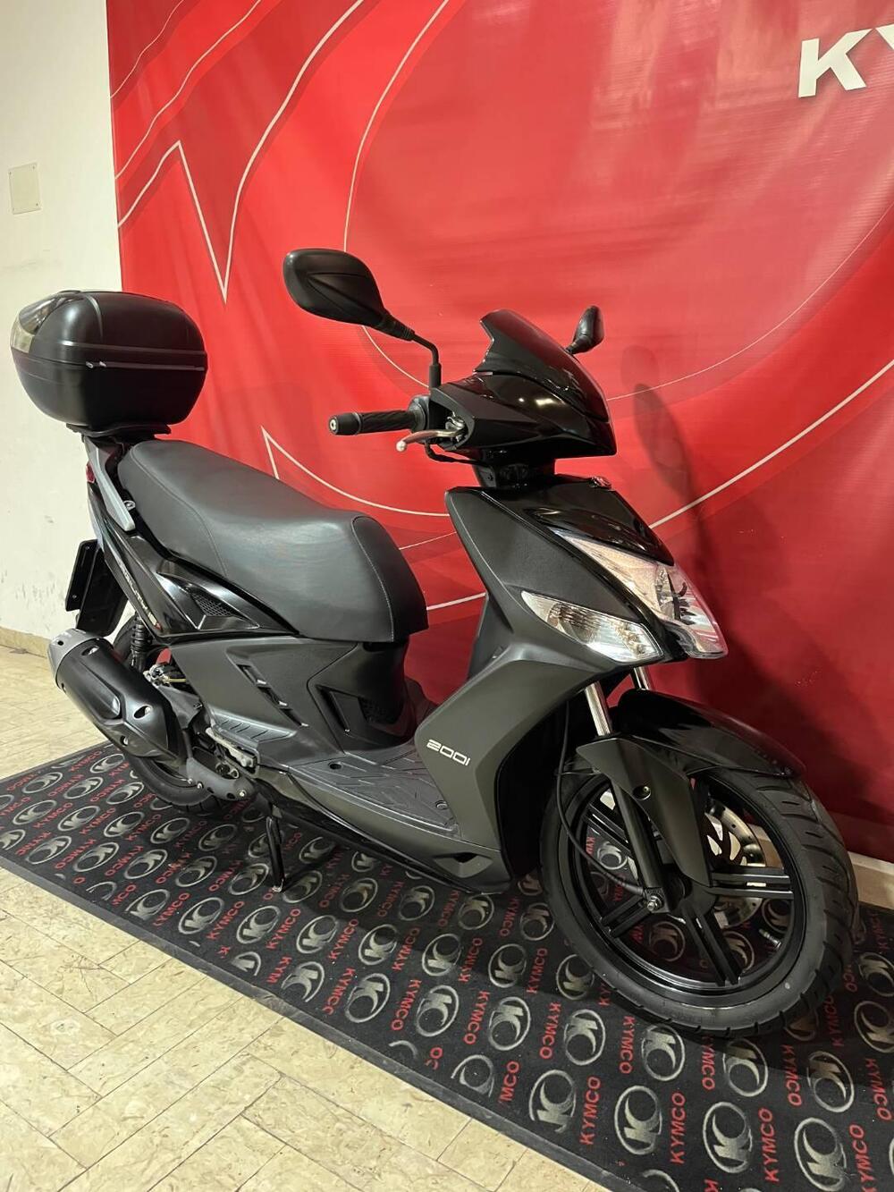 Kymco Agility 200i R16 + (2014 - 17) (3)