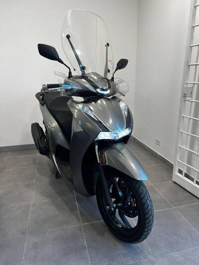 Honda SH 350 Sport (2021 - 24) usata