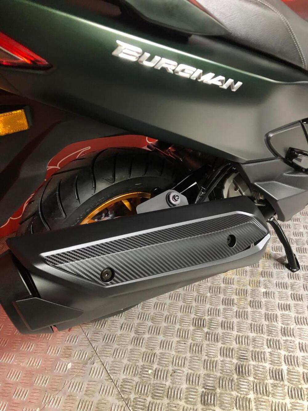 Suzuki Burgman 400 (2025 - 26) (5)