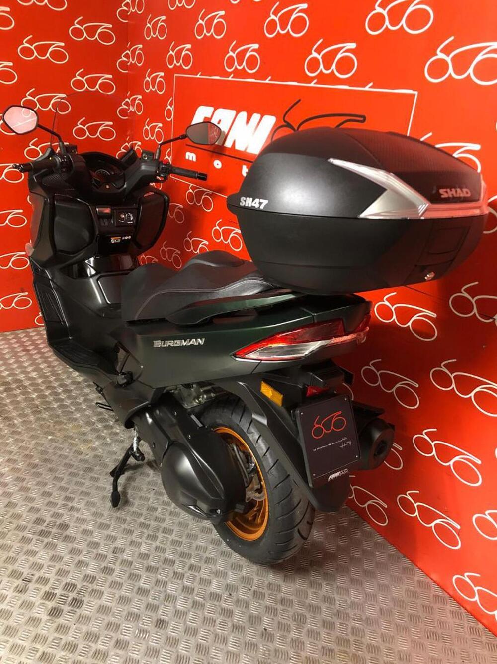 Suzuki Burgman 400 (2025 - 26) (4)