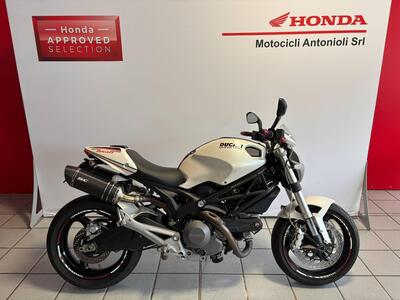 Ducati Monster 696 (2008 - 13) usata