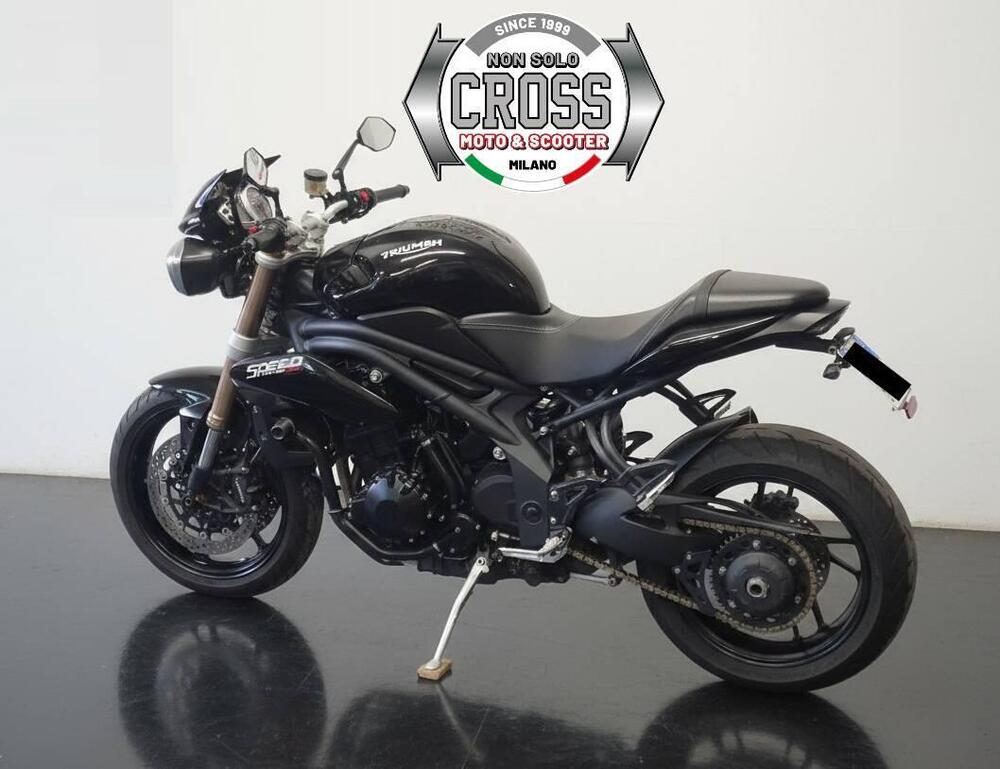 Triumph Speed Triple 1050 (2011 - 13) (9)