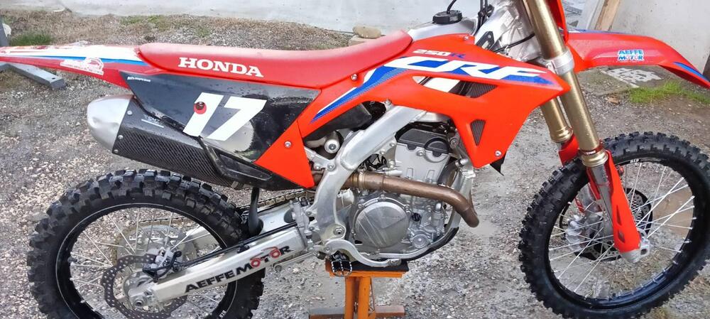 Honda CRF 250R (2022) (6)