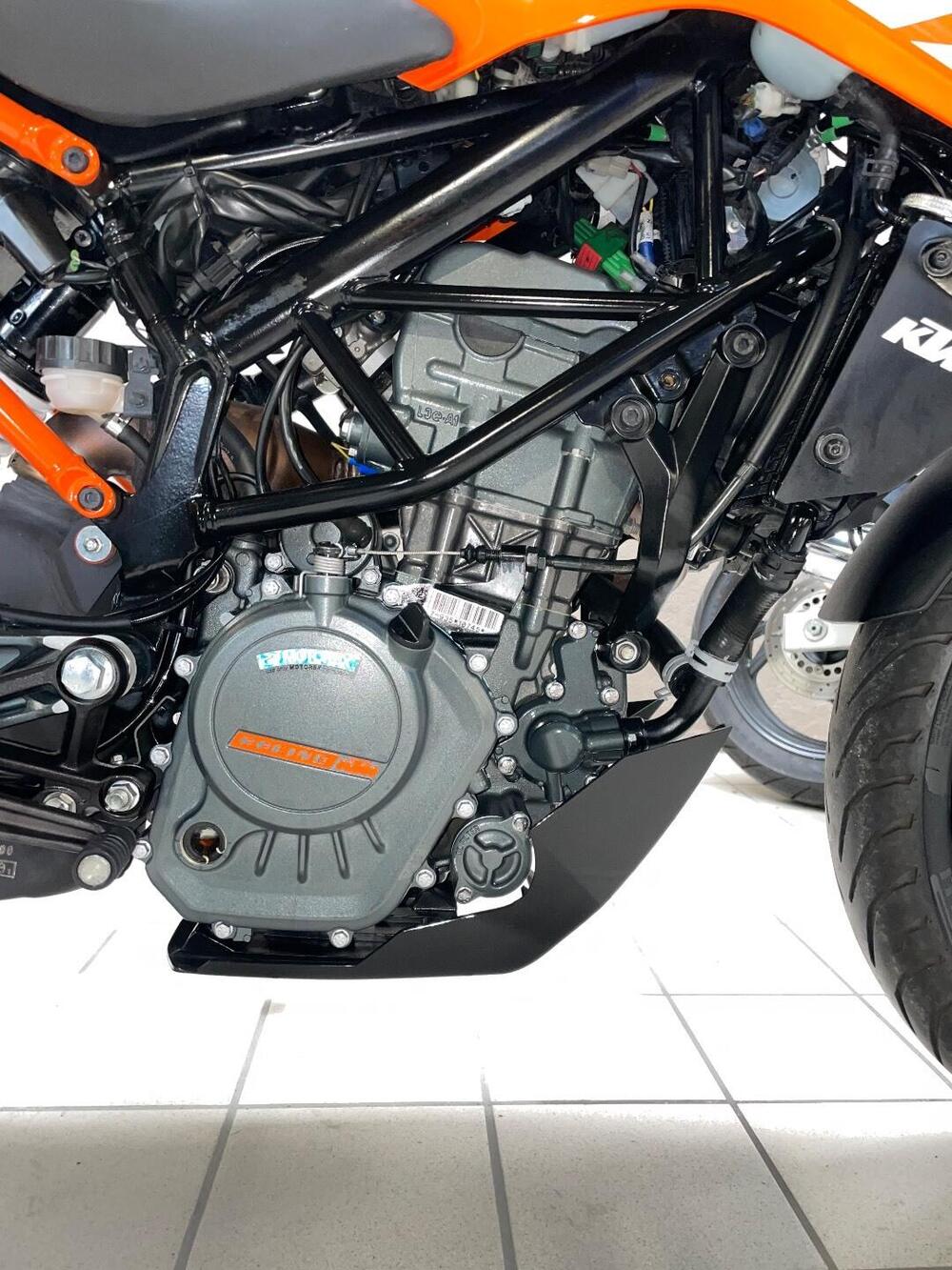 KTM 125 Duke ABS (2017 - 20) (6)